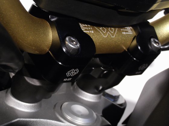 STREET TRIPLE 675 (2008 - 2015) handlebar risers | GILLES TOOLING