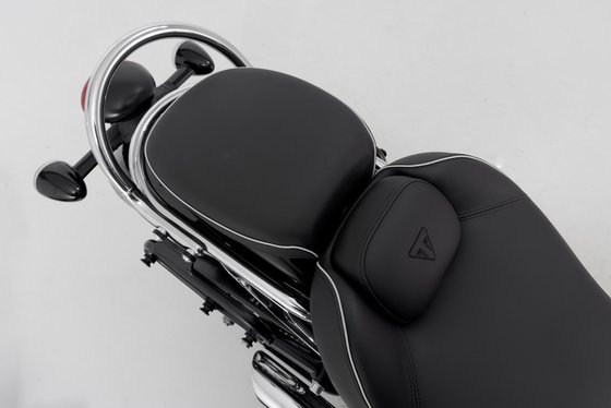 BONNEVILLE 1200 SPEEDMASTER (2018 - 2022) legend lc b saddlebag system | SW-MOTECH