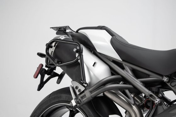 SPEED TRIPLE 1050 S (2018 - 2020) slc side carrier set for triumph speed triple 1050 | SW-MOTECH