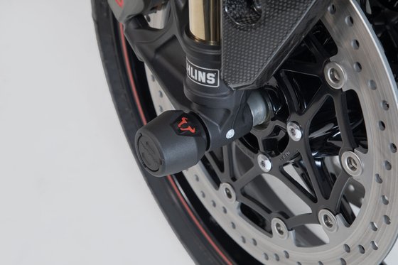 SPEED TRIPLE 1050 RS (2019 - 2020) front axle slider set | SW-MOTECH