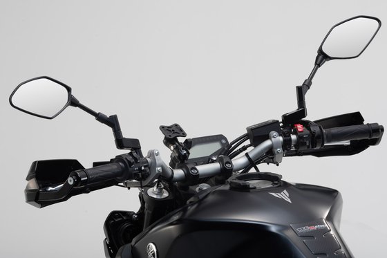 STREET TRIPLE 675 R (2009 - 2015) universal mount kit for gps | SW-MOTECH